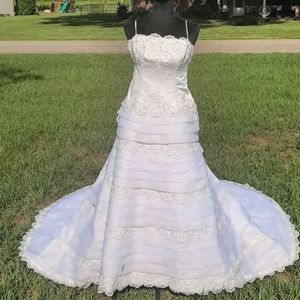 Andaluzia culture wedding dress